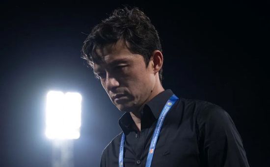 田中浩一松了口气，说：大小姐明智，现在会长大人对叶先生很是恼火，要不是因为眼下还要顾及苏家的合作，会长大人怕是早就想办法对叶先生动手了，您这时候要是来东京见叶先生，肯定会火上浇油......伊藤菜菜子满是失落的轻声道：我知道了田中桑，另外，能不能求你一件事？田中浩一忙道：大小姐有事尽管吩咐。